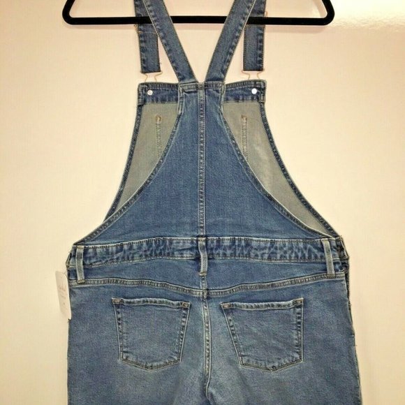 Ingrid & Isabel Maternity Denim Shortalls - Picture 4 of 4